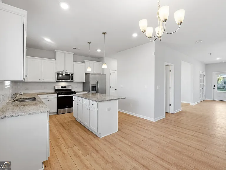 1877 Mitchell Farm Ct — Photo 13