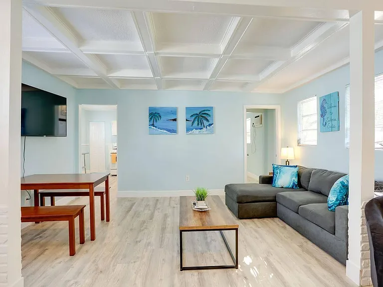 216 S M St #1 — Photo 7