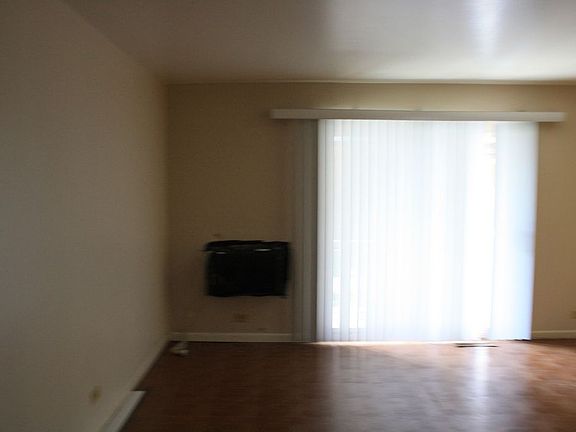 3rd image of 14101 S School St APT 3C
