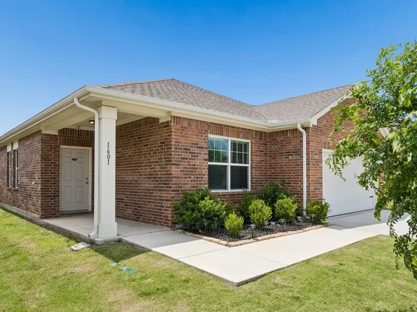 1601 Shadow Hawk Dr, Haslet, TX 76052