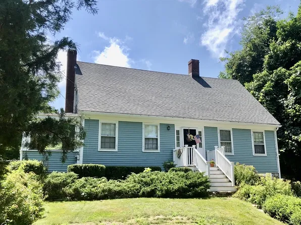 16 Hollett St, Scituate, MA 02066