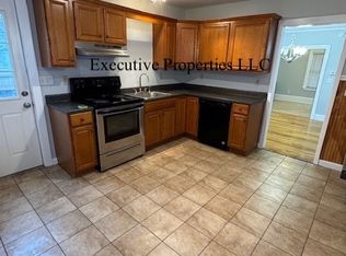 22 Spring St, Brewer, ME 04412