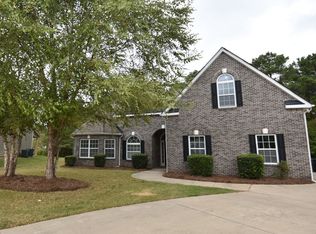 552 Georgia Cir, Loganville, GA 30052
