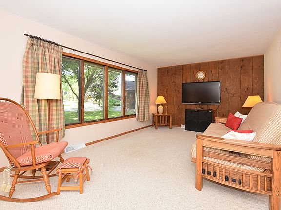 Living Room w/Large Windows