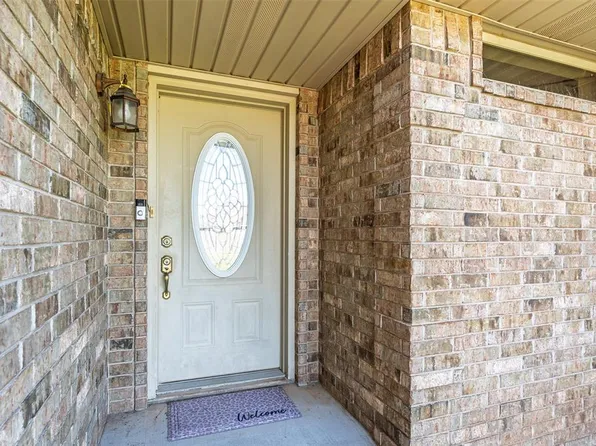 410 SE 7th St, Lexington, OK 73051