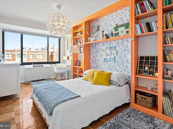 2nd image of 5410 Connecticut Ave NW APT 718