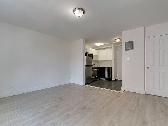 4th image of 530 2nd Ave APT 7C