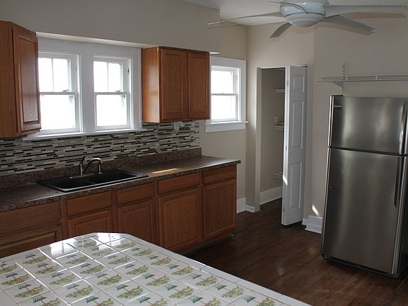 Kitchen - Unit B