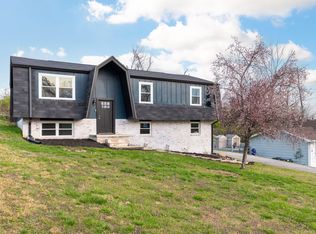 4122 Lost Oaks Dr, Ooltewah, TN 37363