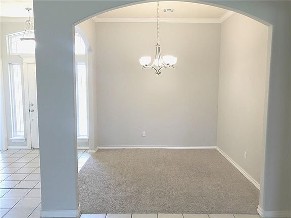 3rd image of 2333 NW 152nd St