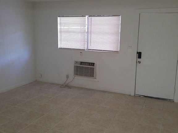 5th image of 5824 Justina Ct APT 2