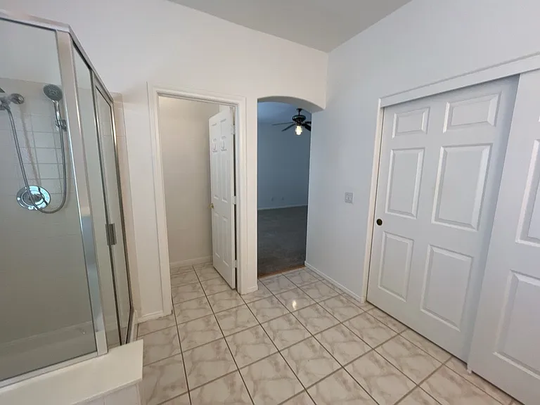 7959 Nookfield Dr — Photo 17