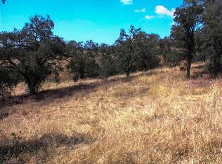 128 Hickory Ln, Squaw Valley, CA 93675