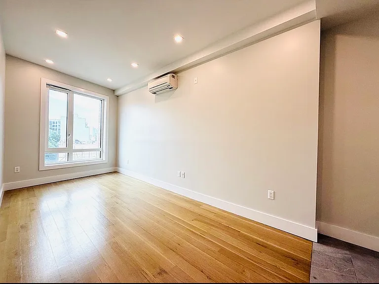1251 Bedford Ave #5C — Photo 4