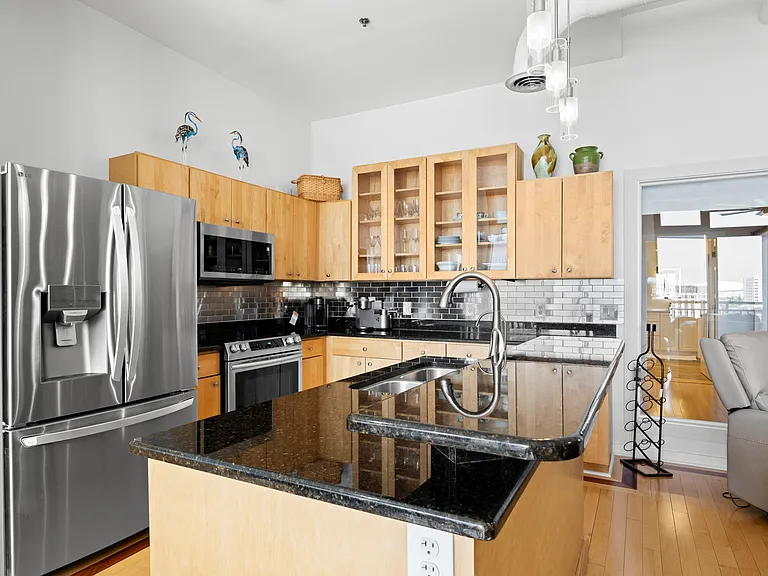 175 2nd St S #916 — Photo 13
