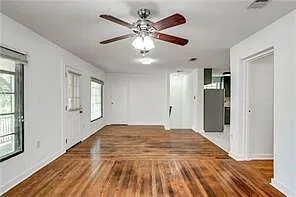 2 bed, 1.0 bath, 1166 sqft, $2,395 — Photo 4