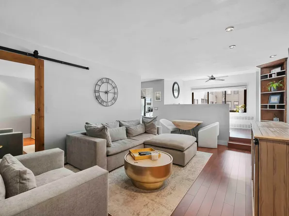 85 8th Avenue image 1 of 6