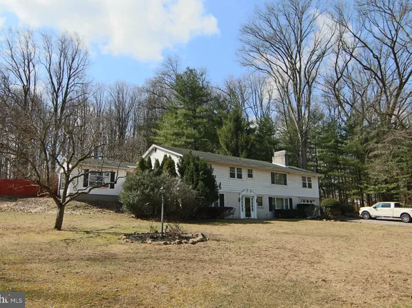 60 Allen Dr, Etters, PA 17319