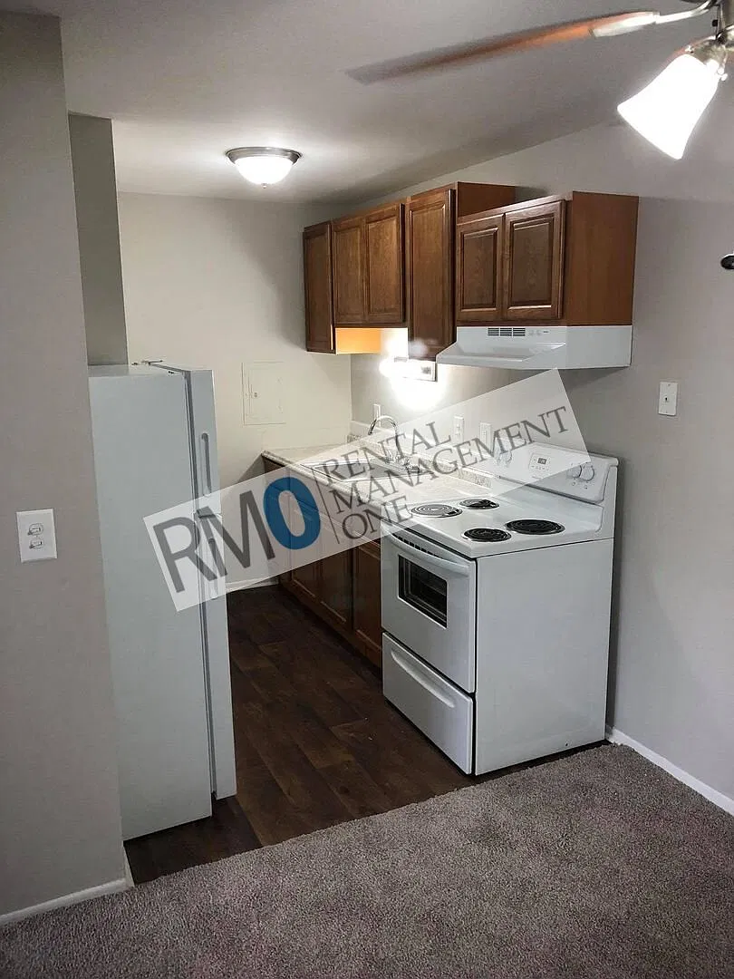 Great Location! 2 Bedroom/1 Bath near Downtown Rochester! — Photo 2