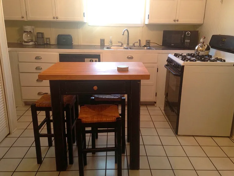 907 W Clay Ave #1 — Photo 36