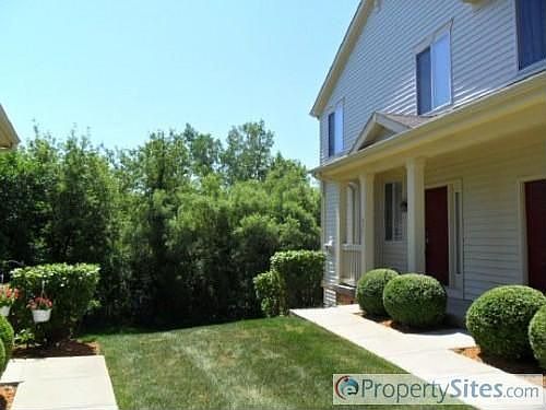 1st image of 6361 Commonwealth Dr
