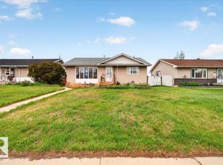 4212 105th Ave NW, Edmonton, AB T6A0Z9