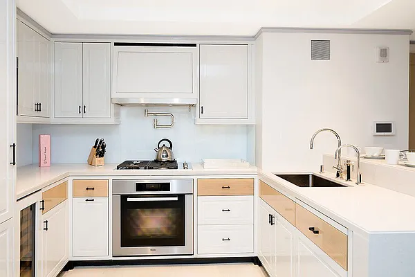 Rented by Kleier Residential | media 3