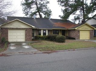 7647 Oldridge Rd, North Charleston, SC 29418