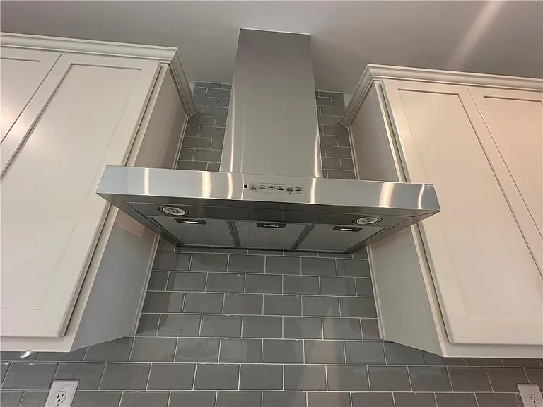 352 Skylar Ter SE — Photo 14