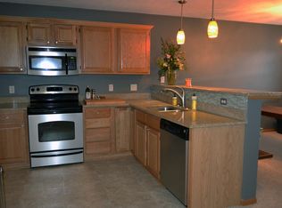 8245 S 86th St, Lincoln, NE 68526