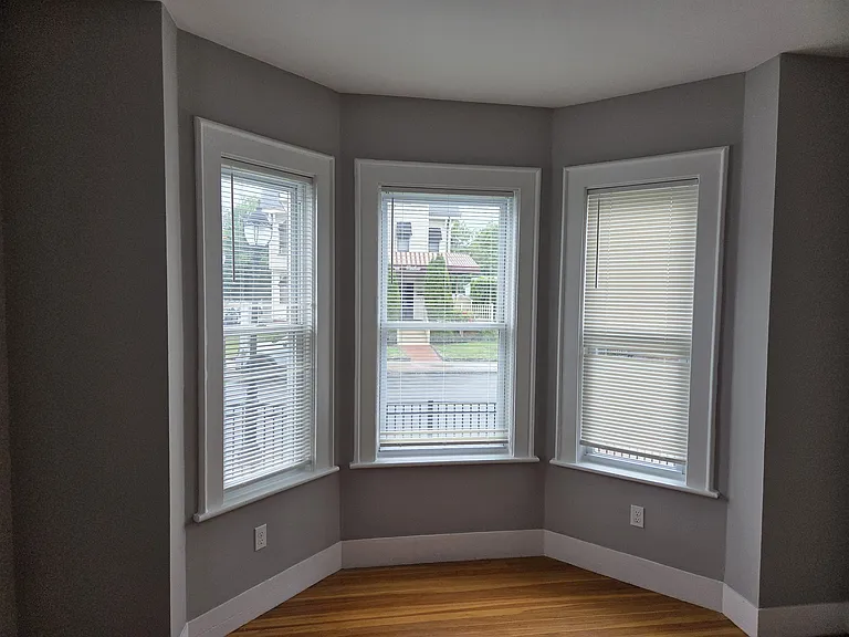 642 Moody St — Photo 7