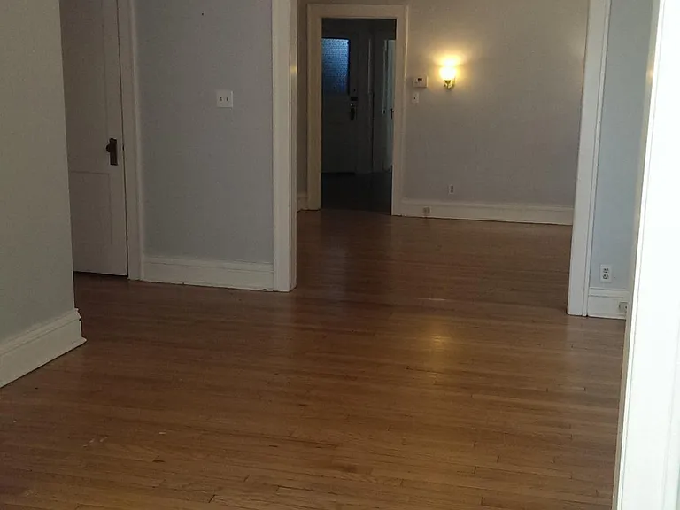 4133 Cleveland Ave #2W — Photo 7