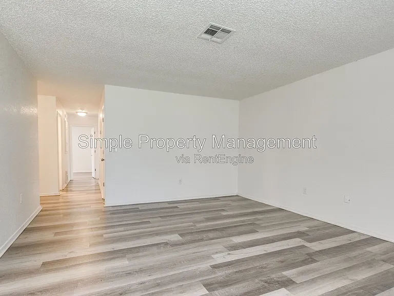 14222 NE 4th St — Photo 6