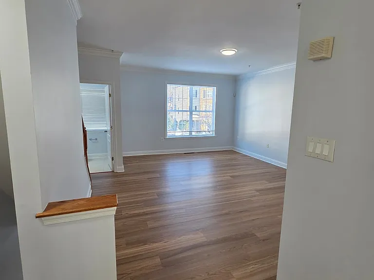 9127 Marlove Oaks Ln — Photo 10