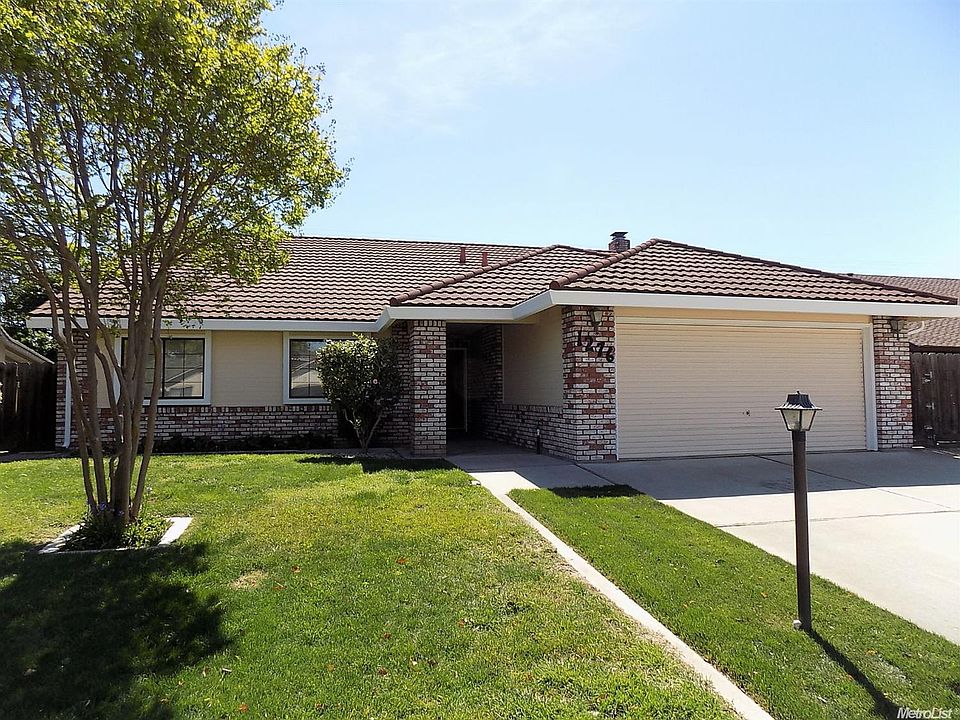 1st image of 1276 Pheasant Hollow Way