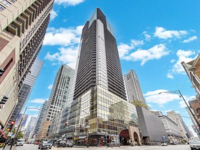 10 E Ontario St APT 1205, Chicago, IL, 60611