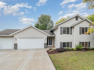 4886 190th St W, Farmington, MN 55024