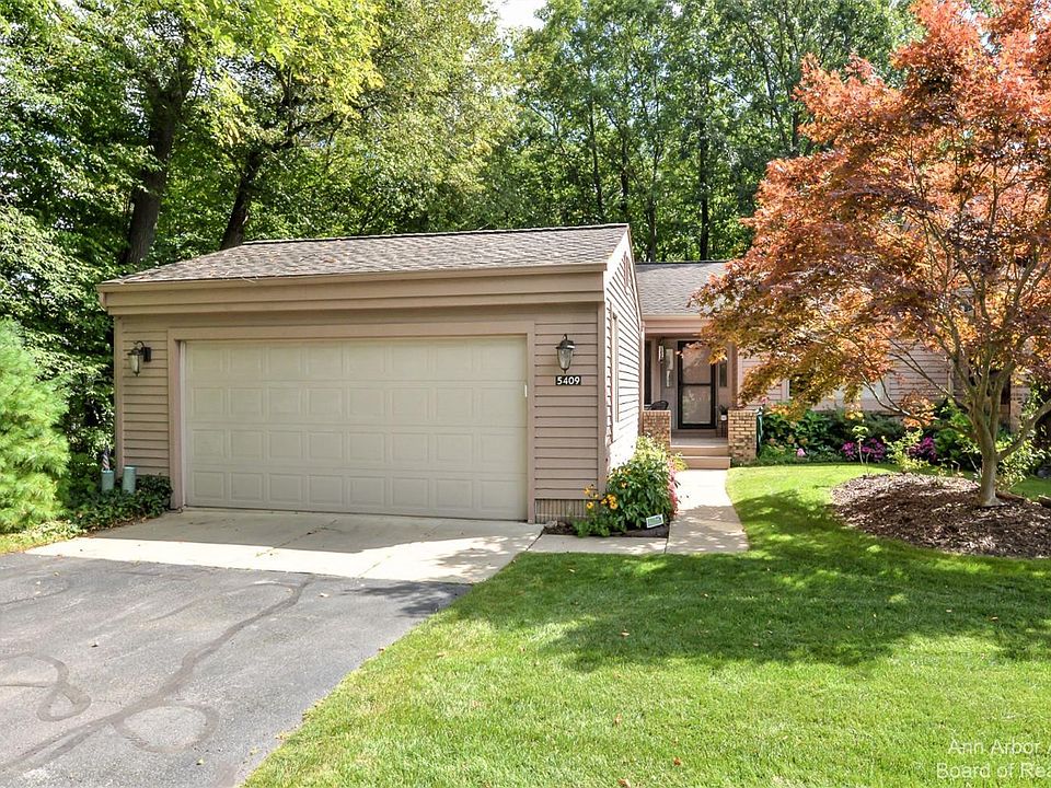 1st image of 5409 Golden Oak Ln