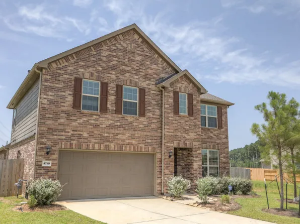 13717 Ballast Green Dr, La Marque, TX 77568