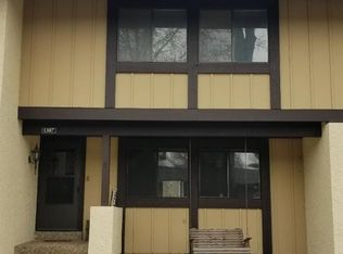 1387 Hampton Rd UNIT C, Saint Charles, MO 63303
