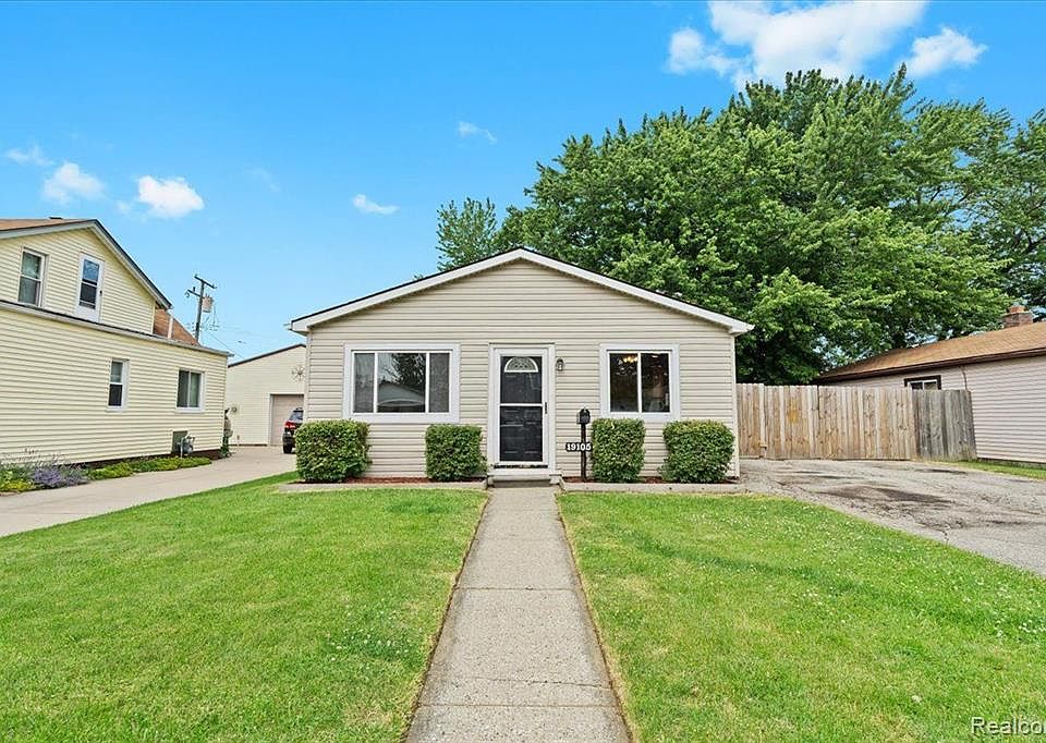 19105 Eastland St, Roseville, MI 48066 Zillow