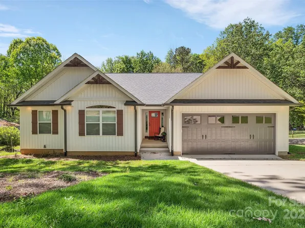 4156 Koala Cir, Tega Cay, SC 29708