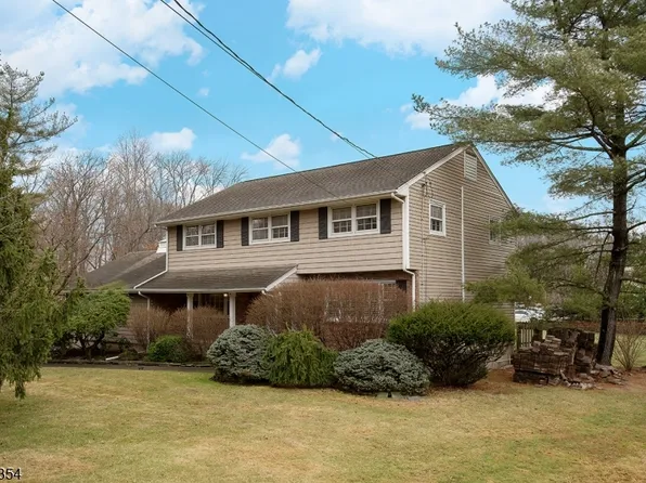 685 Ridgedale Ave, East Hanover Twp., NJ 07936
