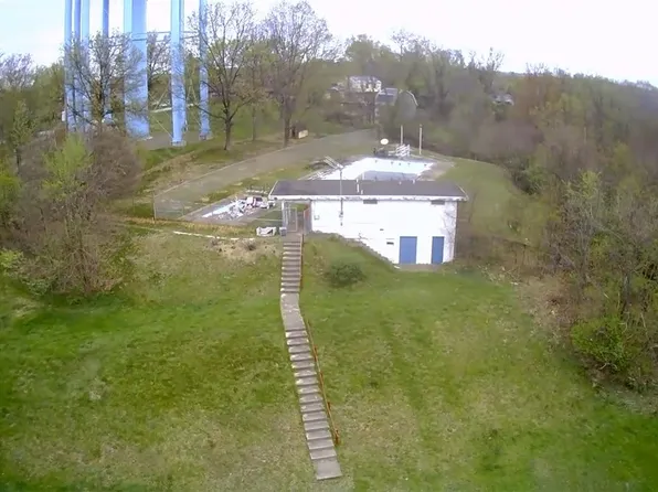 123 Bee Ln, Monroeville, PA 15146