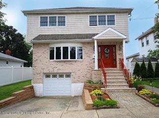 56 Roswell Ave, Staten Island, NY 10314