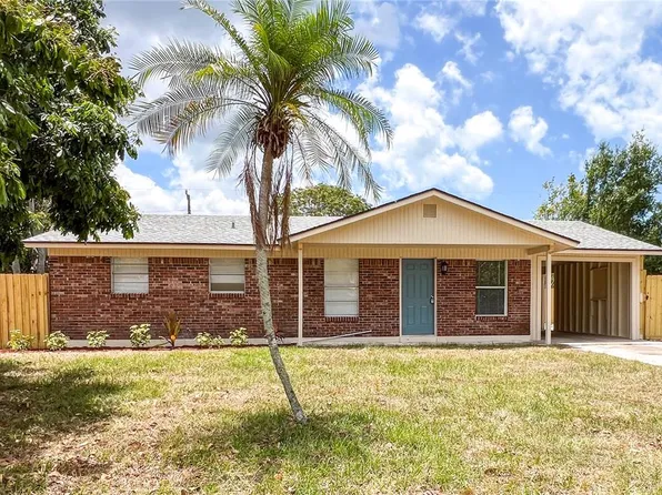 408 59th Avenue Dr W, Bradenton, FL 34207