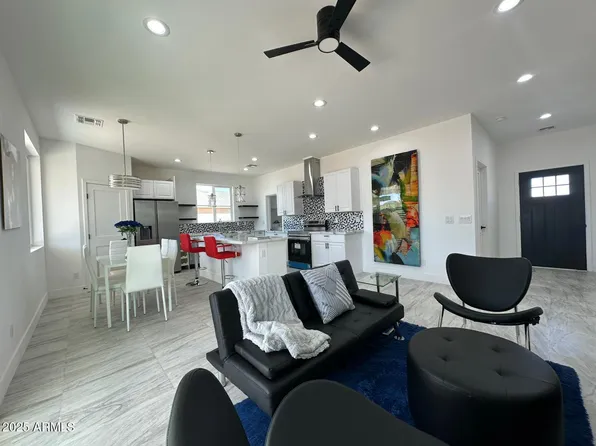 15604 S CHERRY HILLS Drive, Arizona City, AZ 85123