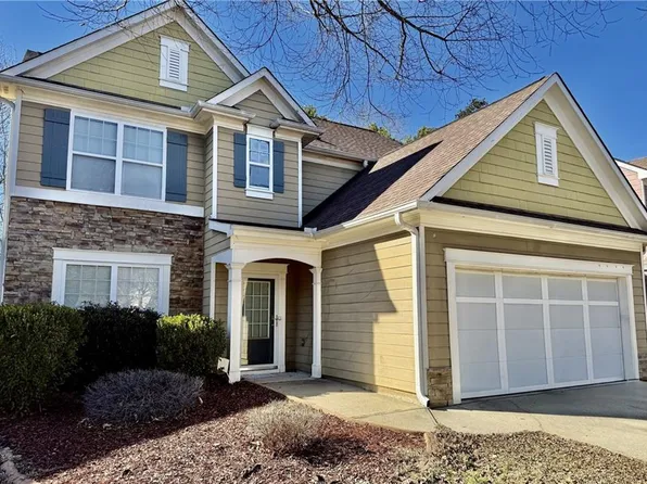 3747 Uppark Dr, Atlanta, GA 30349