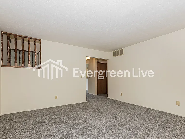6651 Deer Knolls Dr — Photo 3