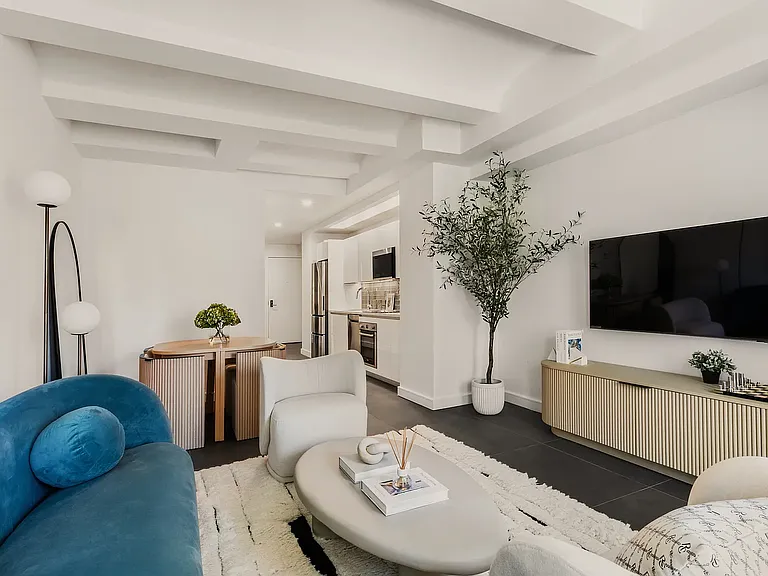 650 1st Ave #8C — Photo 3